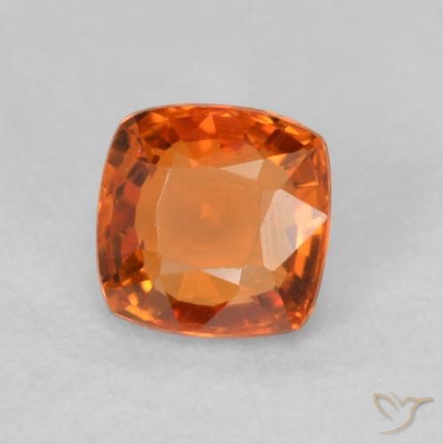 Zafiro Naranja fuego natural de 0.55 ct, Forma Cojín, VVS-VS