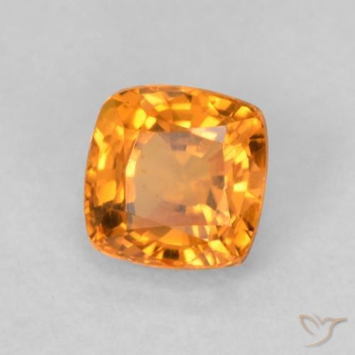 Zafiro Naranja claro natural de 0.55 ct, Forma Cojín, VVS-VS