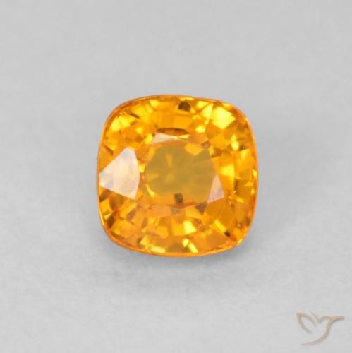 0.56ct Natural Naranja claro Zafiro, Forma Cojín, VVS