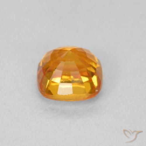 Zafiro Naranja claro natural de 0.56 ct, Forma Cojín, VVS