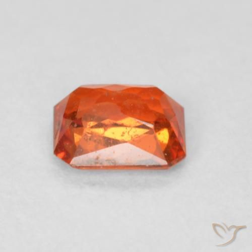 Zafiro Naranja cálido natural de 0.53 ct, Corte Octágono / Esmeralda, SI