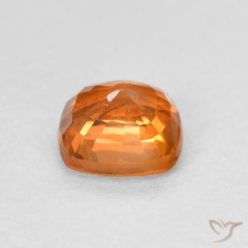 Zafiro Naranja oscuro natural de 0.69 ct, Forma Cojín, VS