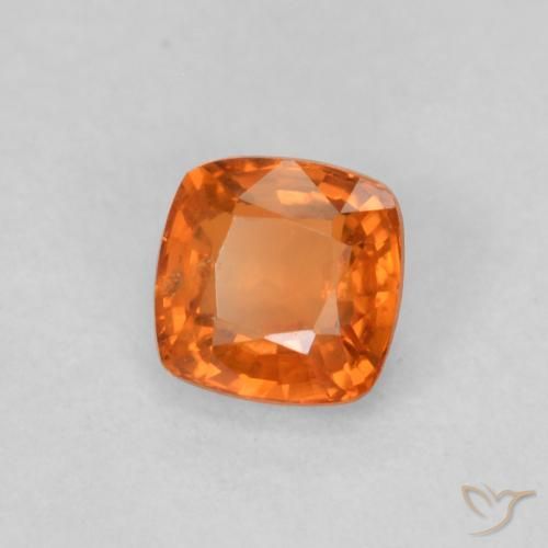 Zafiro Ámbar naranja natural de 0.49 ct, Forma Cojín, VS