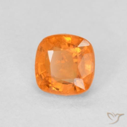 Zafiro Naranja claro natural de 0.55 ct, Forma Cojín, VS