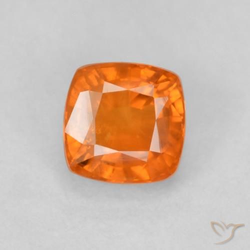 0.70ct Natural Naranja fuego Zafiro, Forma Cojín, VS