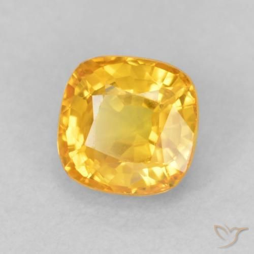 Zafiro Naranja dorado natural de 0.64 ct, Forma Cojín, VVS-VS