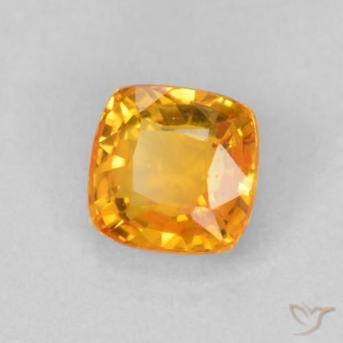 Zafiro Dorado naranja natural de 0.52 ct, Forma Cojín, VVS-VS