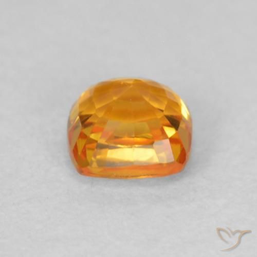 Zafiro Dorado naranja natural de 0.52 ct, Forma Cojín, VVS-VS