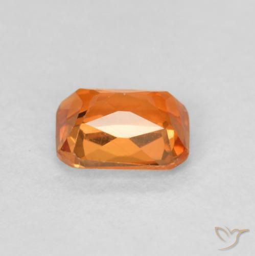 Zafiro Naranja medio natural de 0.53 ct, Corte Octágono / Esmeralda, VVS