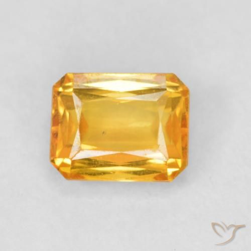 0.66ct Natural Dorado naranja oscuro Zafiro, corte esmeralda, VS