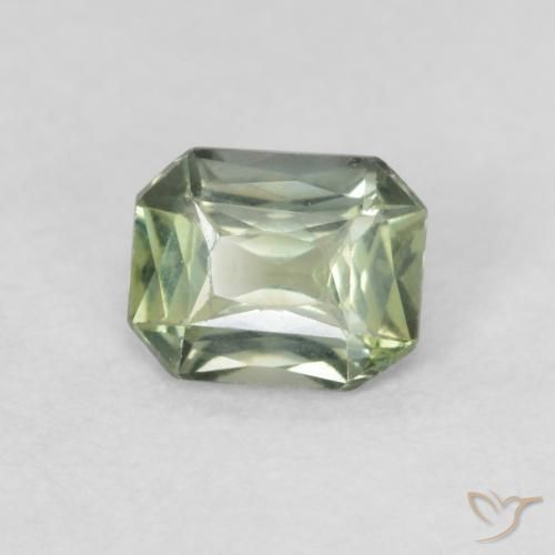 Zafiro Verde salvia claro natural de 0.46 ct, Corte Octágono / Esmeralda, VVS