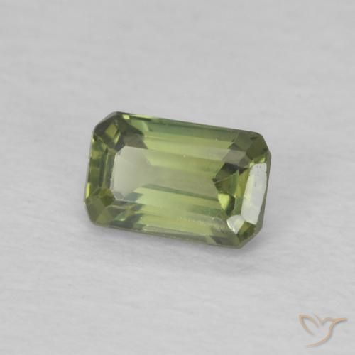 Zafiro Verde medio natural de 0.47 ct, Corte Octágono / Esmeralda, VS