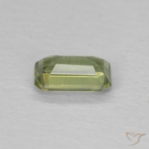 Zafiro Verde terroso natural de 0.40 ct, Corte Octágono / Esmeralda, VVS-VS