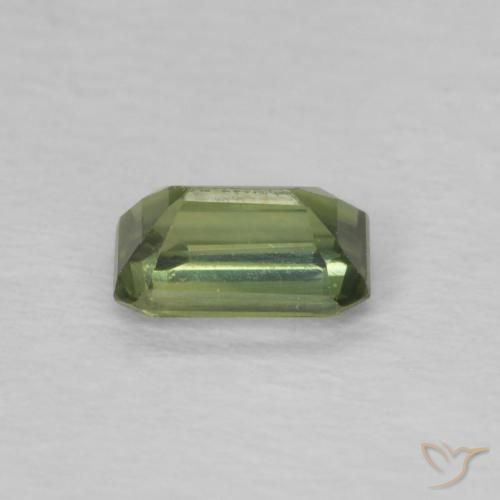 Zafiro Verde cálido natural de 0.45 ct, Corte Octágono / Esmeralda, VVS