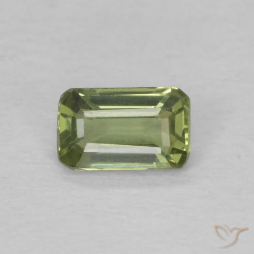 0.41ct Natural Verde cálido Zafiro, corte esmeralda, VVS