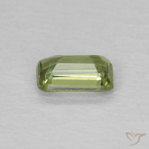 Zafiro Verde cálido natural de 0.41 ct, Corte Octágono / Esmeralda, VVS