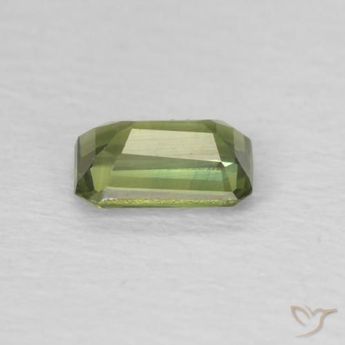 Zafiro Verde oscuro natural de 0.44 ct, Corte Octágono / Esmeralda, VVS-VS