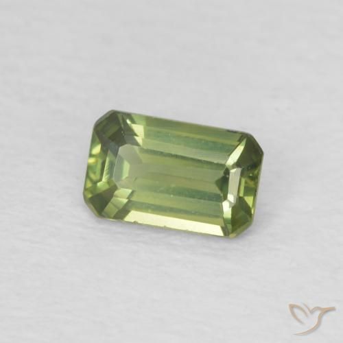 Zafiro Verde bosque claro natural de 0.40 ct, Corte Octágono / Esmeralda, VVS-VS