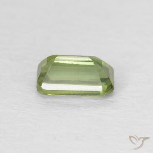 Zafiro Verde bosque natural de 0.50 ct, Corte Octágono / Esmeralda, VVS-VS