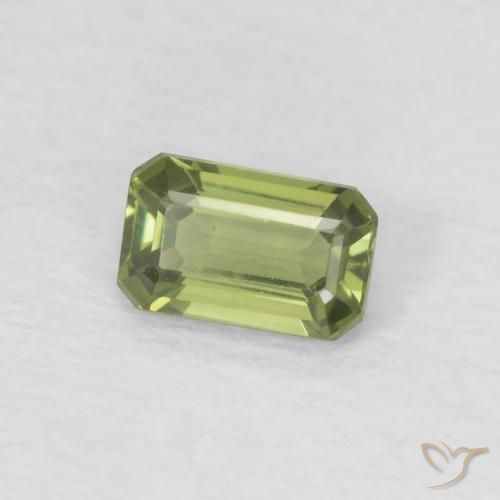 Zafiro Verde oscuro natural de 0.42 ct, Corte Octágono / Esmeralda, VVS