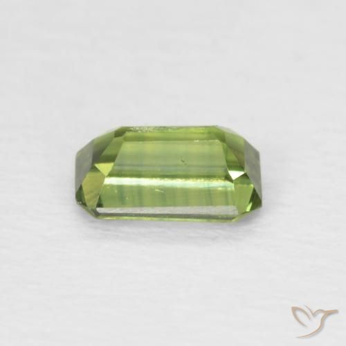 Zafiro Verde terroso natural de 0.45 ct, Corte Octágono / Esmeralda, VS