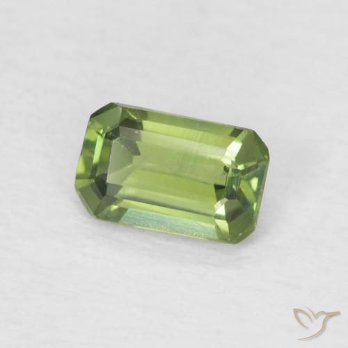 Zafiro Verde cálido natural de 0.42 ct, Corte Octágono / Esmeralda, VS