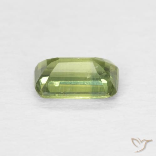 Zafiro Verde bosque claro natural de 0.43 ct, Corte Octágono / Esmeralda, VS