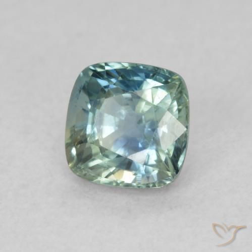 Zafiro Verde azul medio natural de 0.73 ct, Forma Cojín, VVS-VS