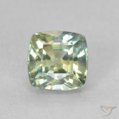 0.59ct Natural Verde salvia claro Zafiro, Forma Cojín, VS