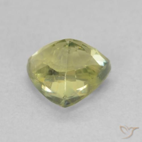 Zafiro Amarillo medio natural de 0.65 ct, Trillón, VS
