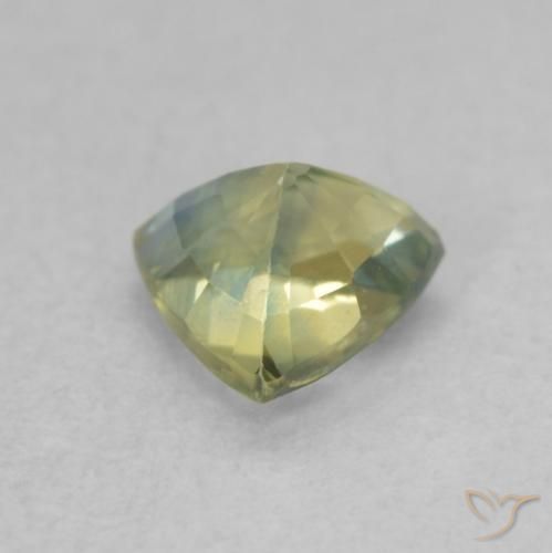 Zafiro Multicolor natural de 0.67 ct, Trillón, VS
