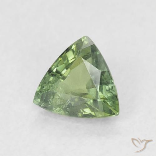 Zafiro Verde medio natural de 0.38 ct, Trillón, VS