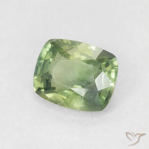 Zafiro Verde bosque natural de 0.67 ct, Forma Cojín, VS