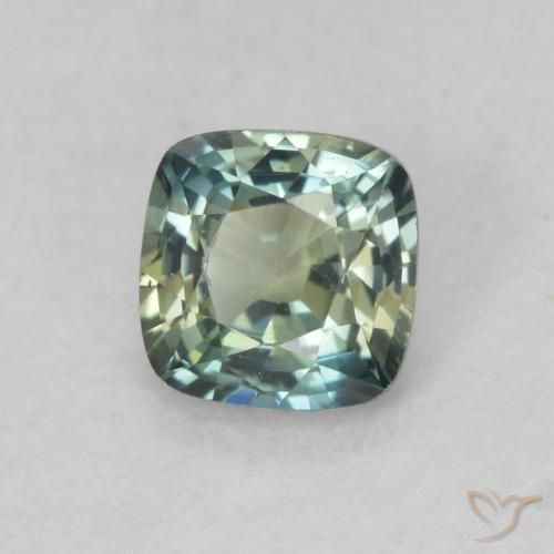 Zafiro Multicolor natural de 0.64 ct, Forma Cojín, VVS