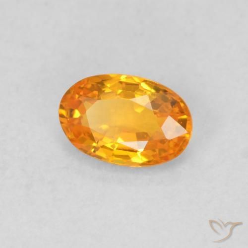 Zafiro Naranja claro natural de 0.56 ct, Ovalada, VVS-VS
