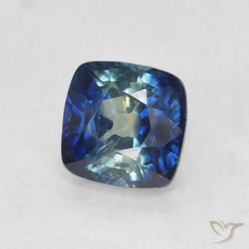 Zafiro Azul marino natural de 0.72 ct, Forma Cojín, VS