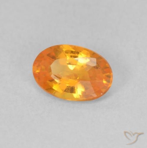 Zafiro Naranja claro natural de 0.55 ct, Ovalada, VVS-VS