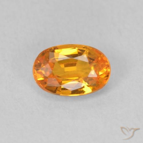 0.64ct Natural Naranja medio Zafiro, Ovalada, VVS