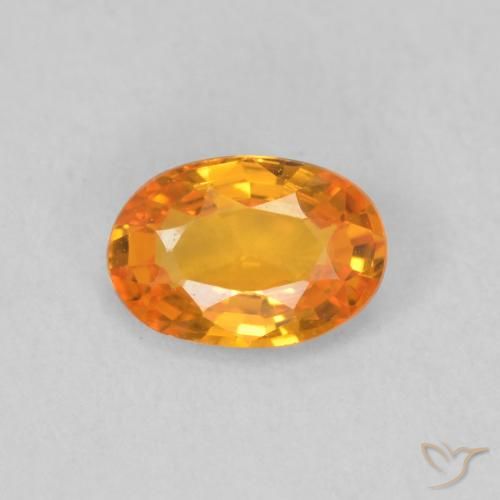 0.53ct Natural Naranja claro Zafiro, Ovalada, VVS