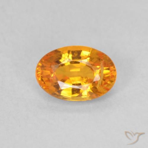 0.62ct Natural Naranja medio Zafiro, Ovalada, VS