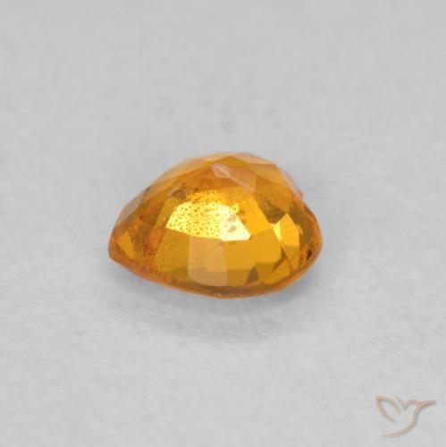 Zafiro Naranja intenso natural de 0.40 ct, Corazón, VS