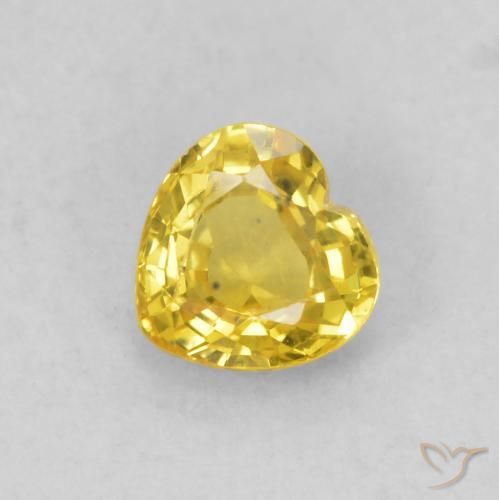 0.50ct Natural Amarillo medio Zafiro, Corazón, VS