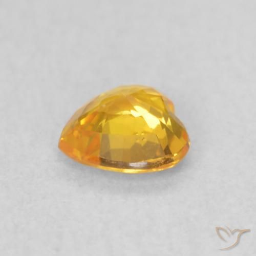 Zafiro Dorado claro natural de 0.39 ct, Corazón, VVS-VS