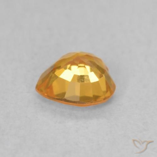 Zafiro Dorado naranja natural de 0.40 ct, Corazón, VVS-VS