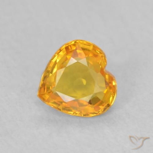 Zafiro Dorado naranja natural de 0.40 ct, Corazón, VVS-VS
