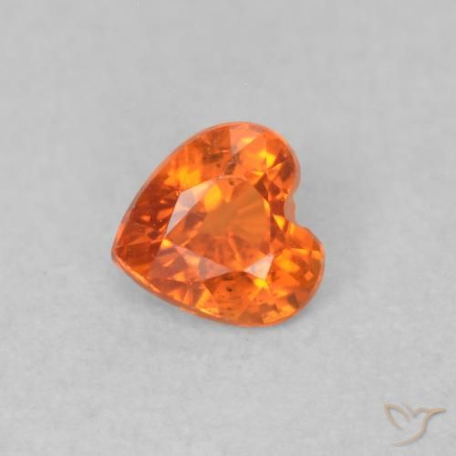 Zafiro Ámbar naranja natural de 0.36 ct, Corazón, VS