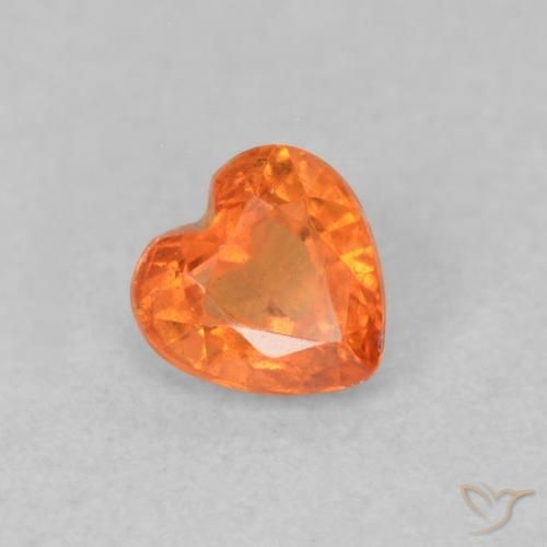 Zafiro Naranja claro natural de 0.42 ct, Corazón, VS