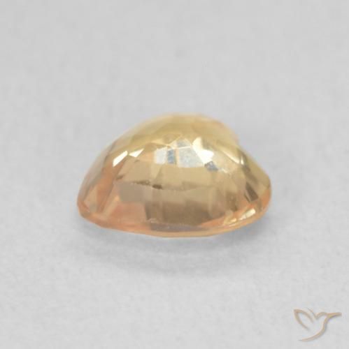 Zafiro Dorado durazno claro natural de 0.48 ct, Corazón, VS