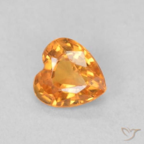 0.35ct Natural Naranja medio Zafiro, Corazón, VS
