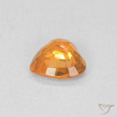 Zafiro Naranja medio natural de 0.37 ct, Corazón, VVS-VS